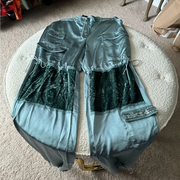 Anna Sui- NWT Teal Silk, Sequin and Velvet Cargo Pants - Picture 8 of 11